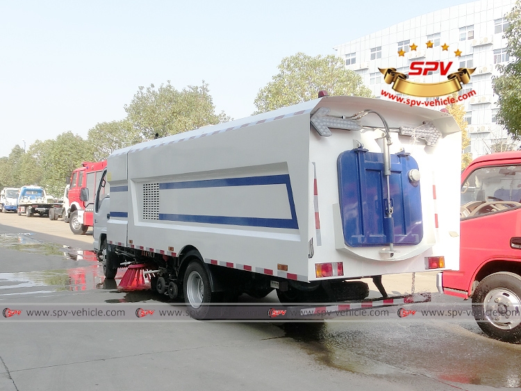 Washing and Cleaning Truck ISUZU-LB